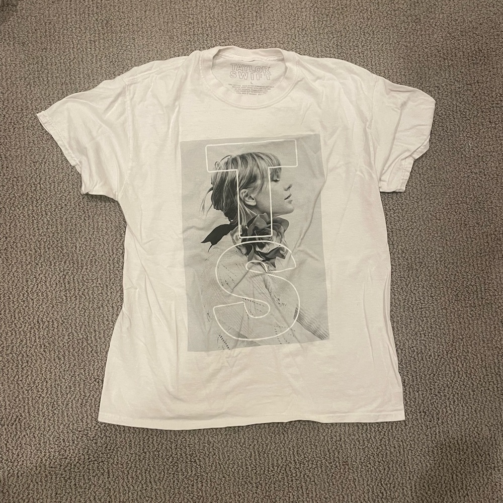 Taylor Swift Lover era official merch tee shirt